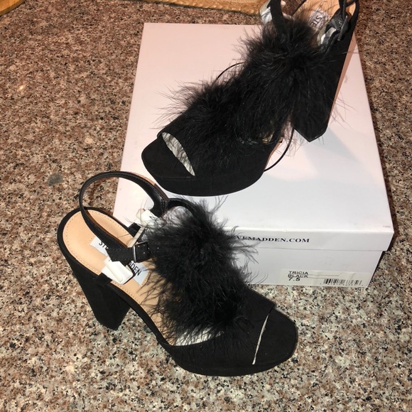 Brand new black Steve Madden Tricia in a size 7.5. - Picture 3 of 3